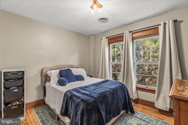 207 N STRATTON ST, Gettysburg, PA 17325