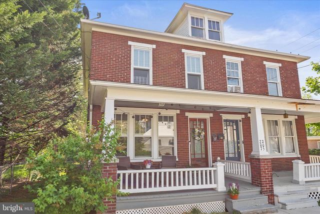 207 N STRATTON ST, Gettysburg, PA 17325