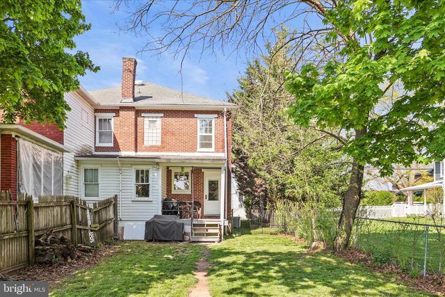 207 N STRATTON ST, Gettysburg, PA 17325