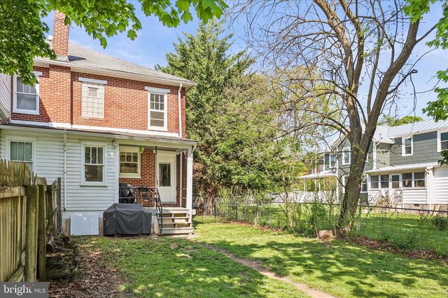 207 N STRATTON ST, Gettysburg, PA 17325