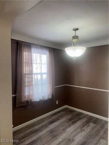 7423 Woodhaven Avenue, Brooklyn, OH 44144