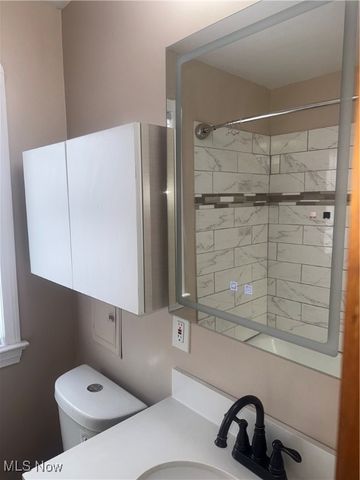 7423 Woodhaven Avenue, Brooklyn, OH 44144