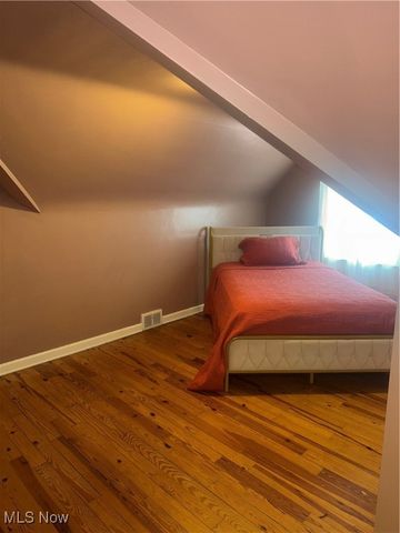 7423 Woodhaven Avenue, Brooklyn, OH 44144