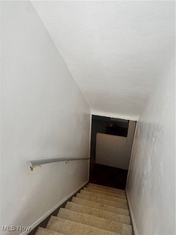 7423 Woodhaven Avenue, Brooklyn, OH 44144