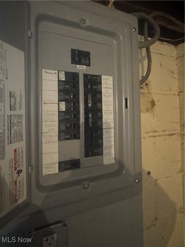 7423 Woodhaven Avenue, Brooklyn, OH 44144