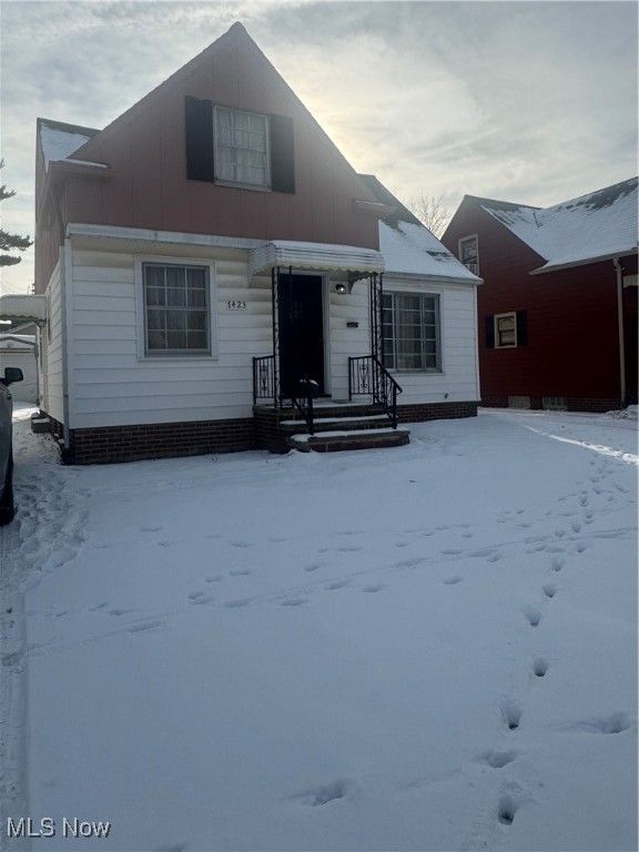 7423 Woodhaven Avenue, Brooklyn, OH 44144