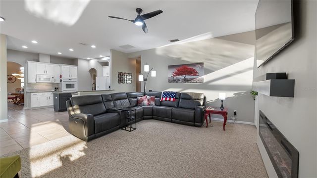 21046 COUNTY ROAD 33, Groveland, FL 34736