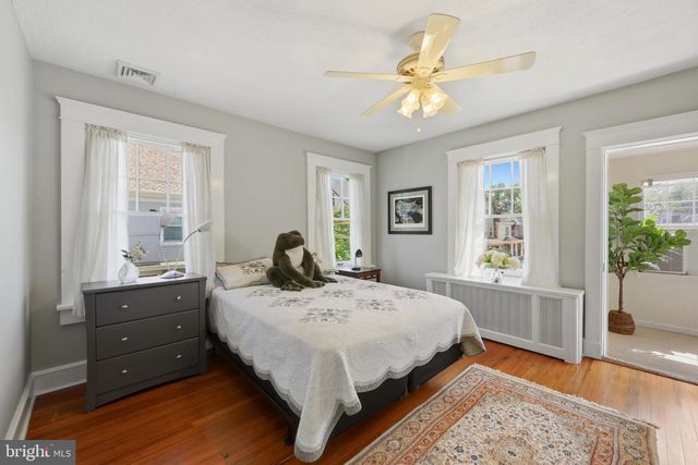 704 W 23RD, Wilmington, DE 19802