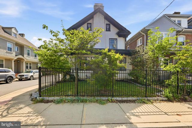704 W 23RD, Wilmington, DE 19802