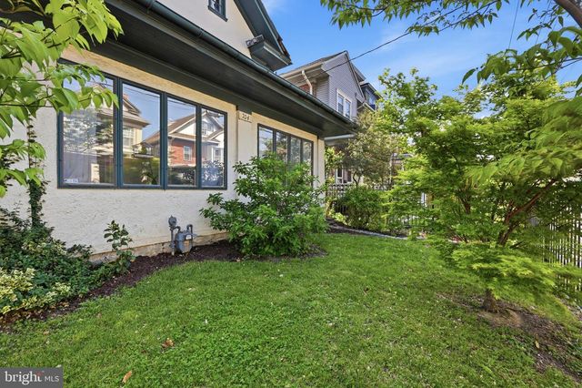 704 W 23RD, Wilmington, DE 19802