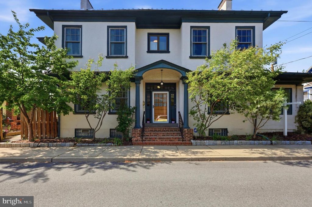 704 W 23RD, Wilmington, DE 19802