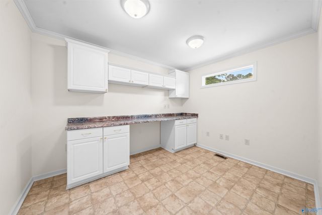 725 Mountain Gap Road SE, Huntsville, AL 35803