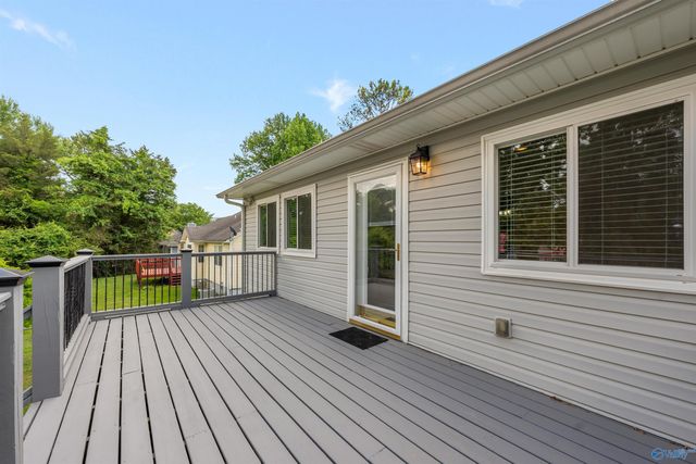 725 Mountain Gap Road SE, Huntsville, AL 35803