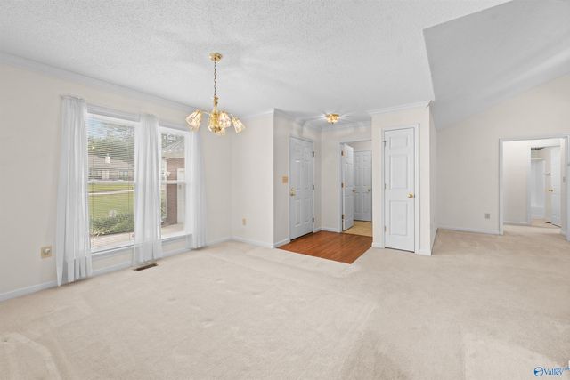 725 Mountain Gap Road SE, Huntsville, AL 35803