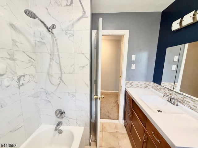 2467 State Rt10 BLDG 14-1B 1B, Parsippany-troy Hills Twp., NJ 07950