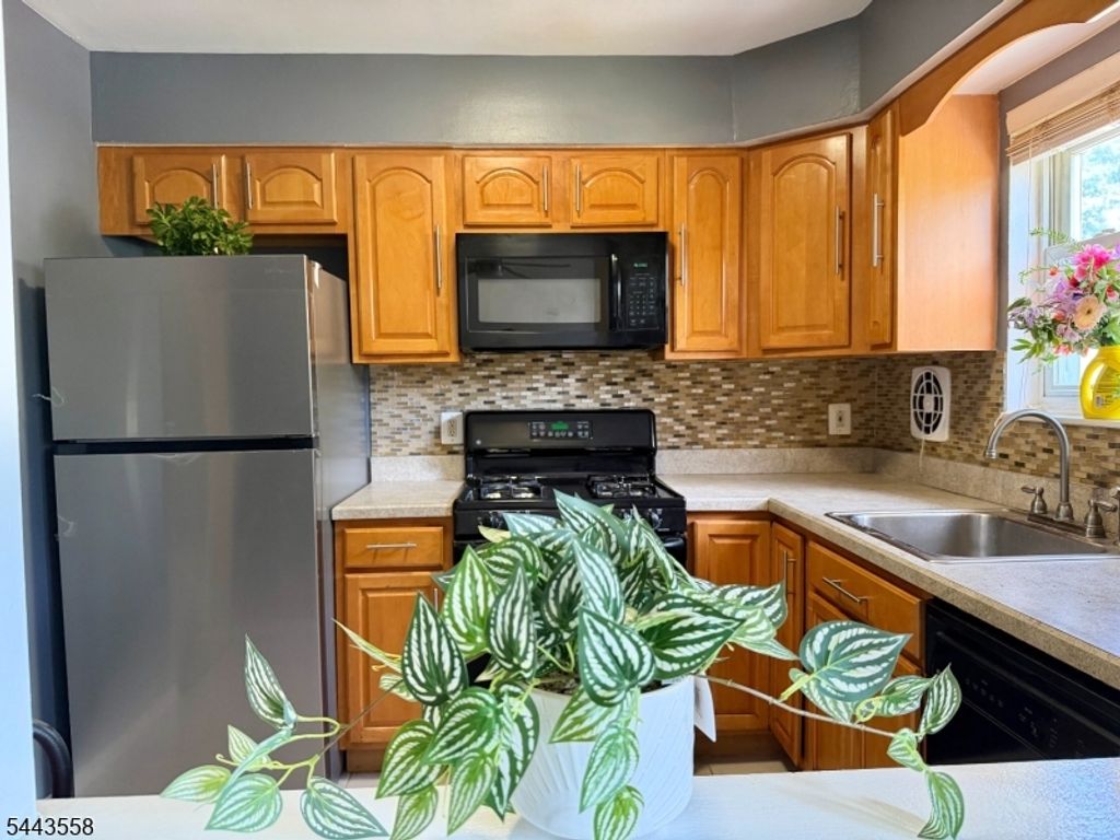 2467 State Rt10 BLDG 14-1B 1B, Parsippany-troy Hills Twp., NJ 07950 — photo 4