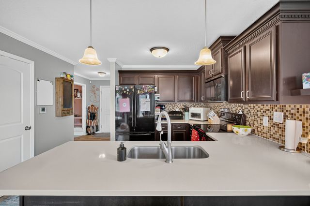 1911 NW Boulder Ridge Lane, Ankeny, IA 50023