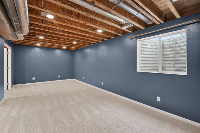 1911 NW Boulder Ridge Lane, Ankeny, IA 50023