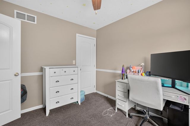 1911 NW Boulder Ridge Lane, Ankeny, IA 50023