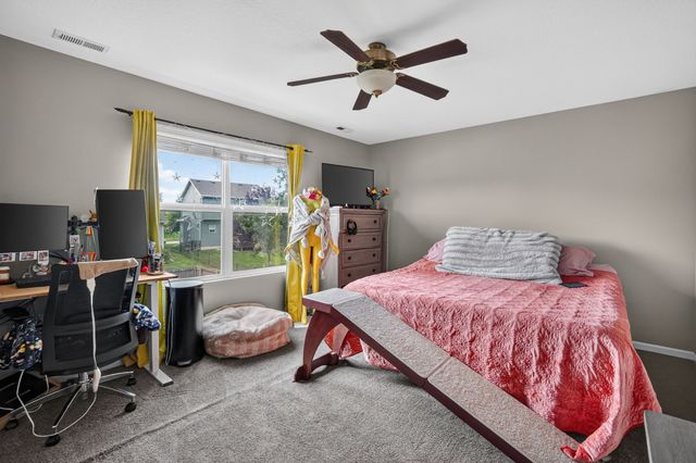 1911 NW Boulder Ridge Lane, Ankeny, IA 50023