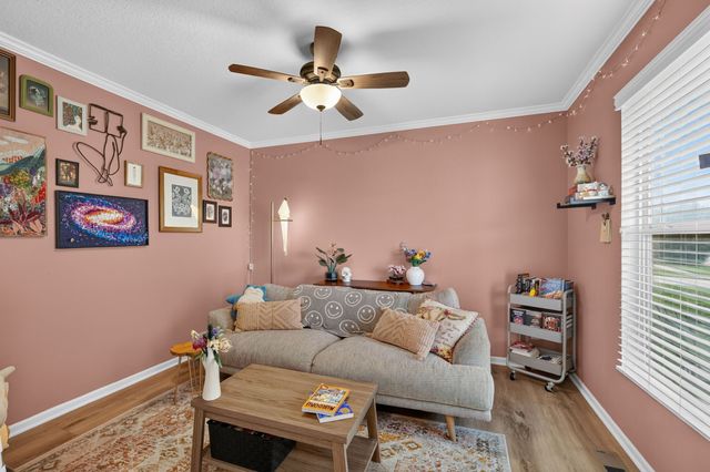 1911 NW Boulder Ridge Lane, Ankeny, IA 50023
