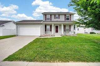 1911 NW Boulder Ridge Lane, Ankeny, IA 50023