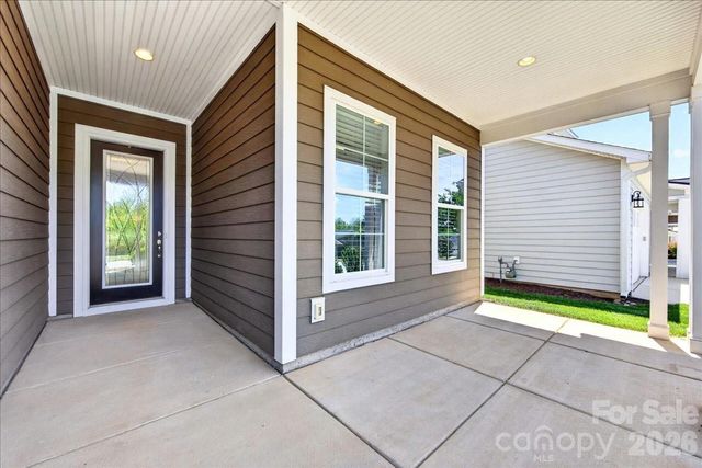 249 Stone Mountain Way, Denver, NC 28037
