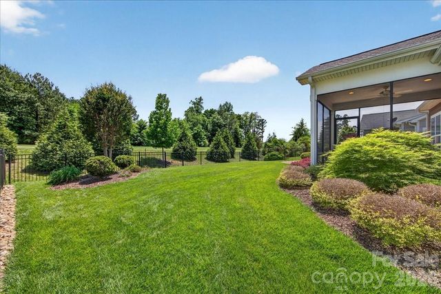 249 Stone Mountain Way, Denver, NC 28037