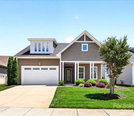 249 Stone Mountain Way, Denver, NC 28037