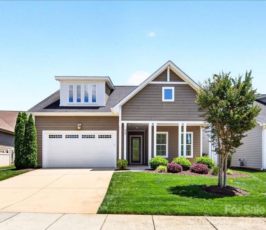 249 Stone Mountain Way, Denver, NC 28037