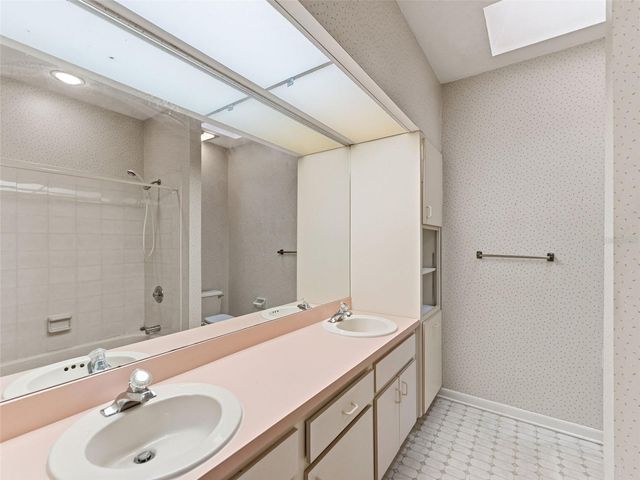 18103 CLEAR LAKE DRIVE, Lutz, FL 33548