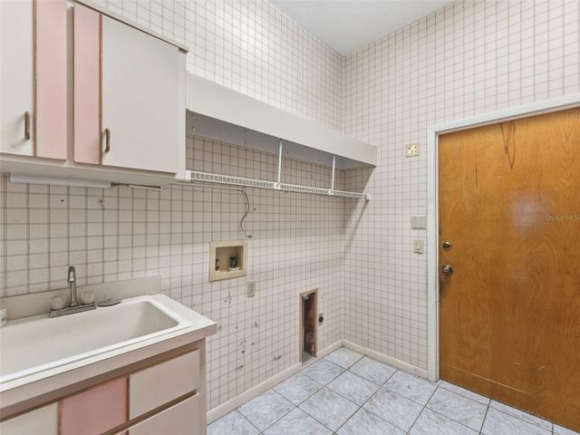 18103 CLEAR LAKE DRIVE, Lutz, FL 33548