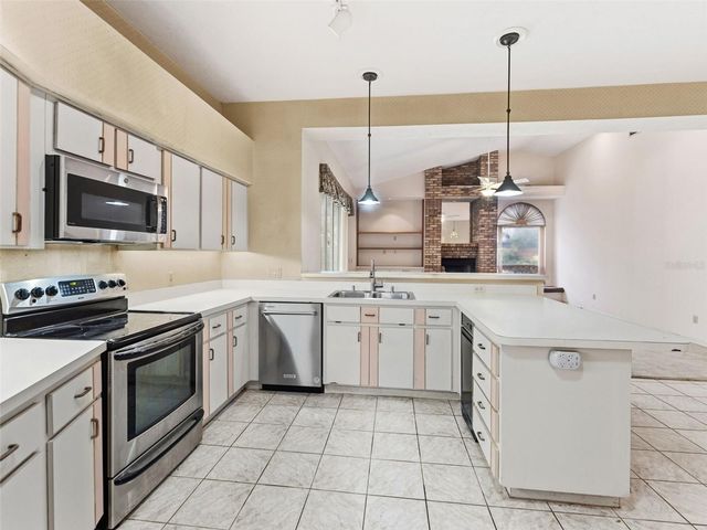 18103 CLEAR LAKE DRIVE, Lutz, FL 33548