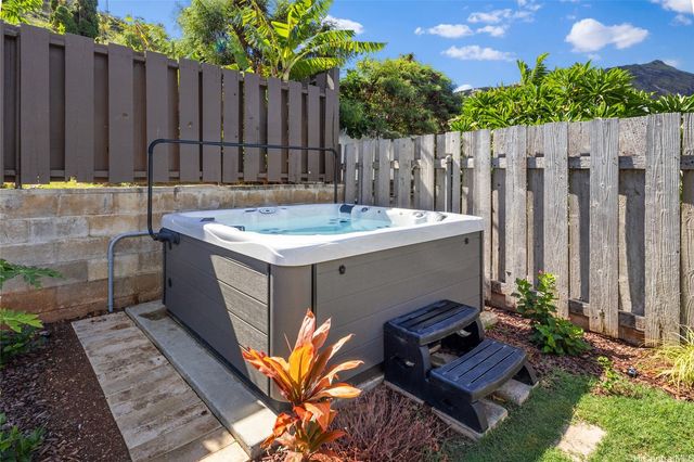 7247 Alakoko Street, Honolulu, HI 96825