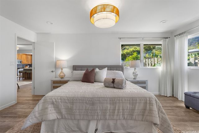 7247 Alakoko Street, Honolulu, HI 96825
