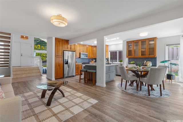 7247 Alakoko Street, Honolulu, HI 96825