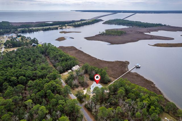 2857 N 1st Avenue, Milton, FL 32583