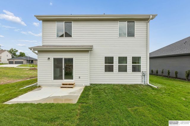 7813 N 116th Avenue, Omaha, NE 68142