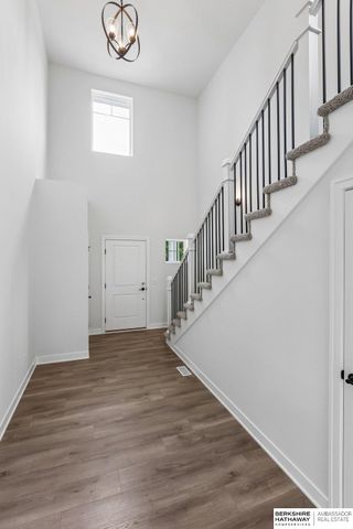 7813 N 116th Avenue, Omaha, NE 68142