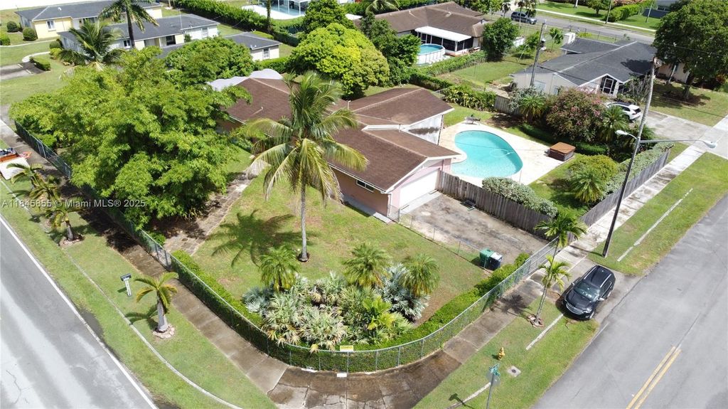17990 SW 296th St, Homestead, FL 33030