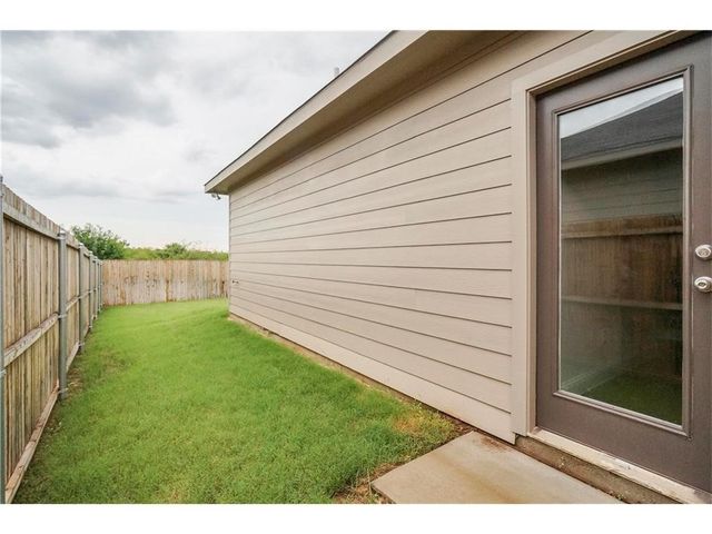 428 Canvas Court, Crowley, TX 76036