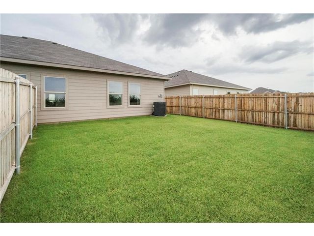 428 Canvas Court, Crowley, TX 76036