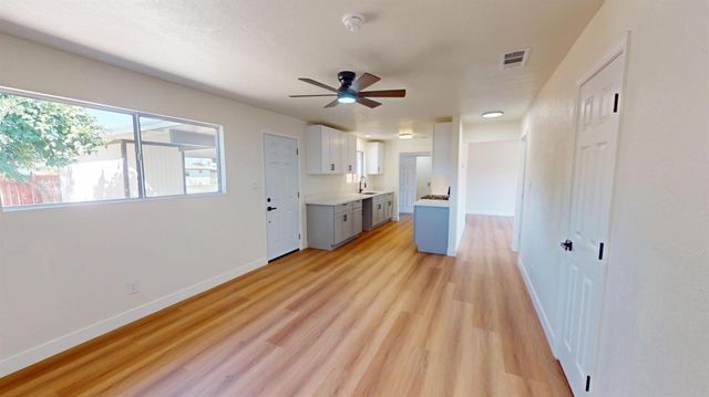 4298 N Holt Avenue, Fresno, CA 93705