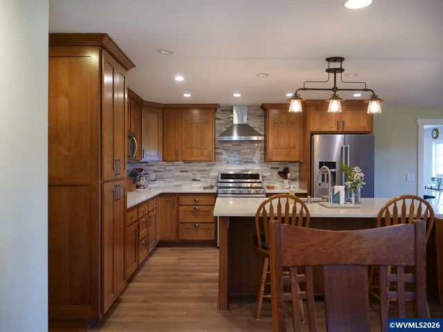 15045 Quall Rd NE, Silverton, OR 97381