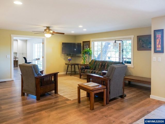 15045 Quall Rd NE, Silverton, OR 97381