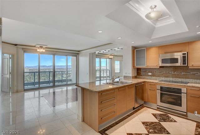 322 Karen Avenue 2705, Las Vegas, NV 89109