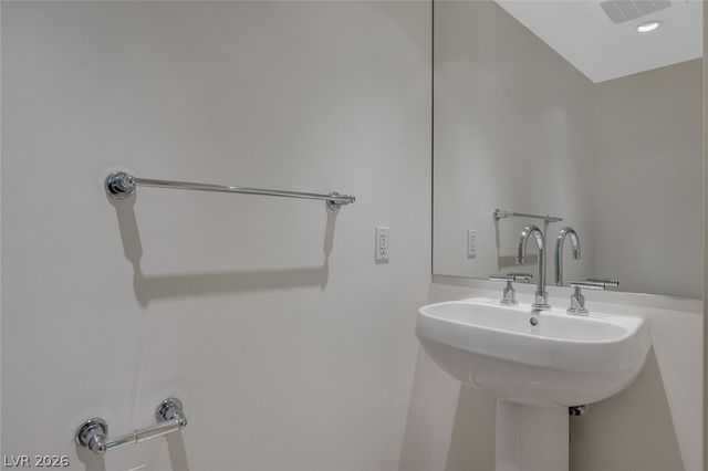 322 Karen Avenue 2705, Las Vegas, NV 89109