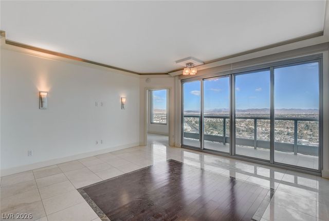 322 Karen Avenue 2705, Las Vegas, NV 89109