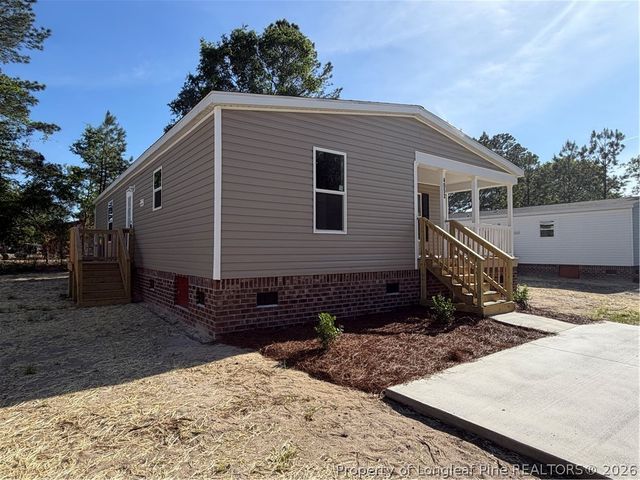 4056 Lodge Drive, Wade, NC 28395