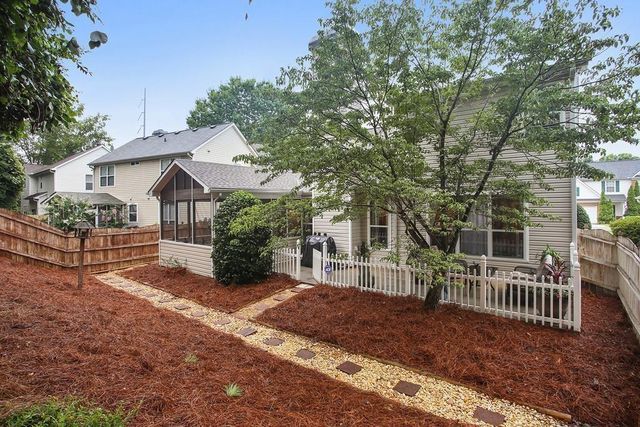 2495 Lakebrooke Drive, Marietta, GA 30066